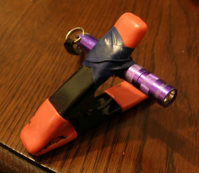 File:Diy-light-clamp.jpg