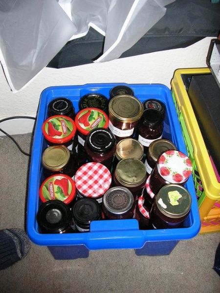 File:Jams 2010 Crate(800).jpg