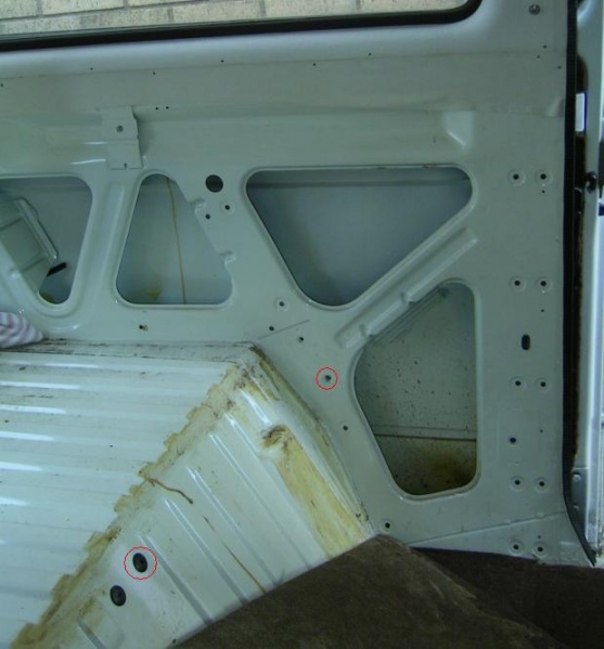 File:Seatbelt WillB 05.jpg