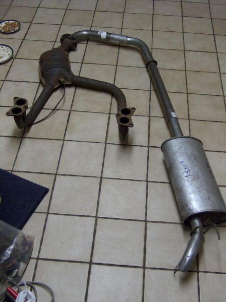 File:Subaru-exhaust-klatuu.jpg